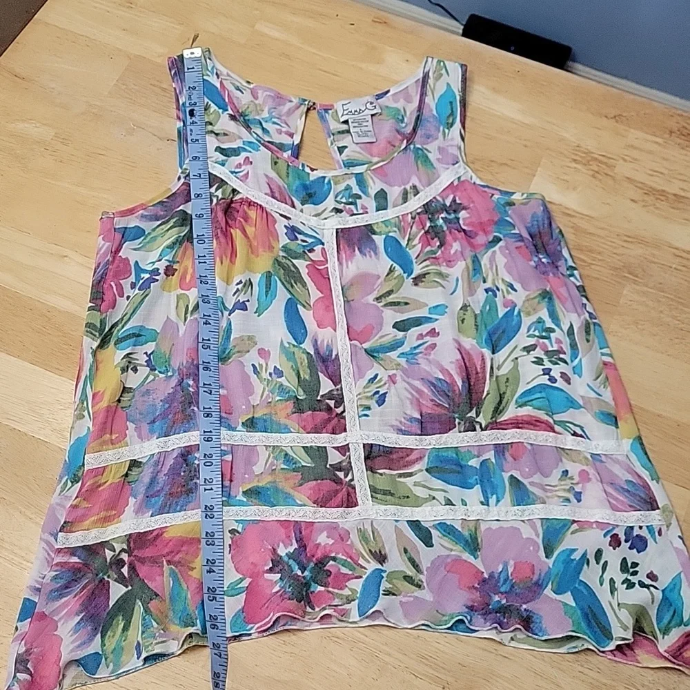 Emma G Floral Sleeveless Top - Picture 5 of 7